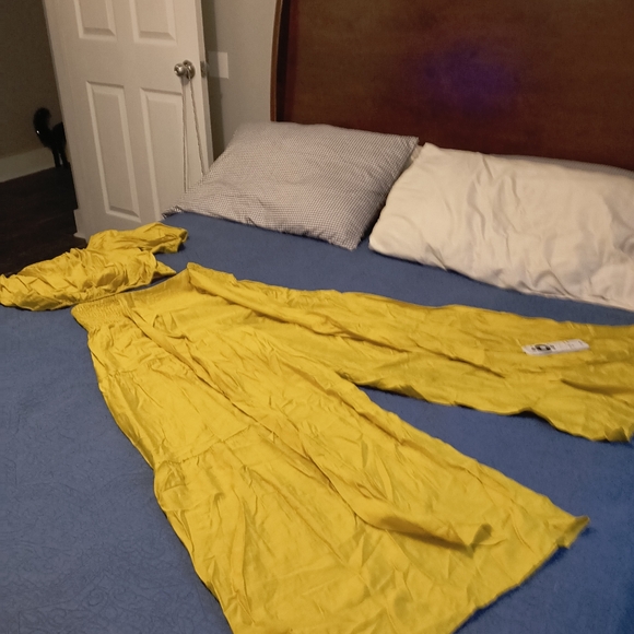 2 pc crop an pant set wide leg - Picture 1 of 2